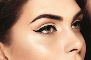 Solusi Eyeliner Permanen Yang Tahan Seumur Hidup